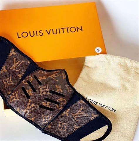 tapabocas louis vuitton